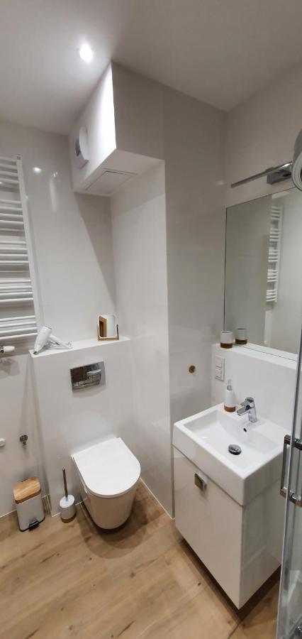 Apartament Bursztynowy Modern Tower Gdynia Zewnętrze zdjęcie